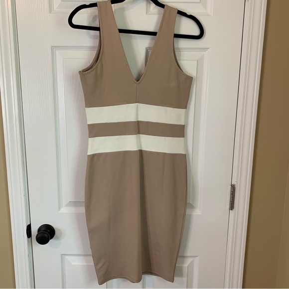 Guess Colorblock Sleeveless Tan and White Bodycon Dress, size M - Picture 6 of 7